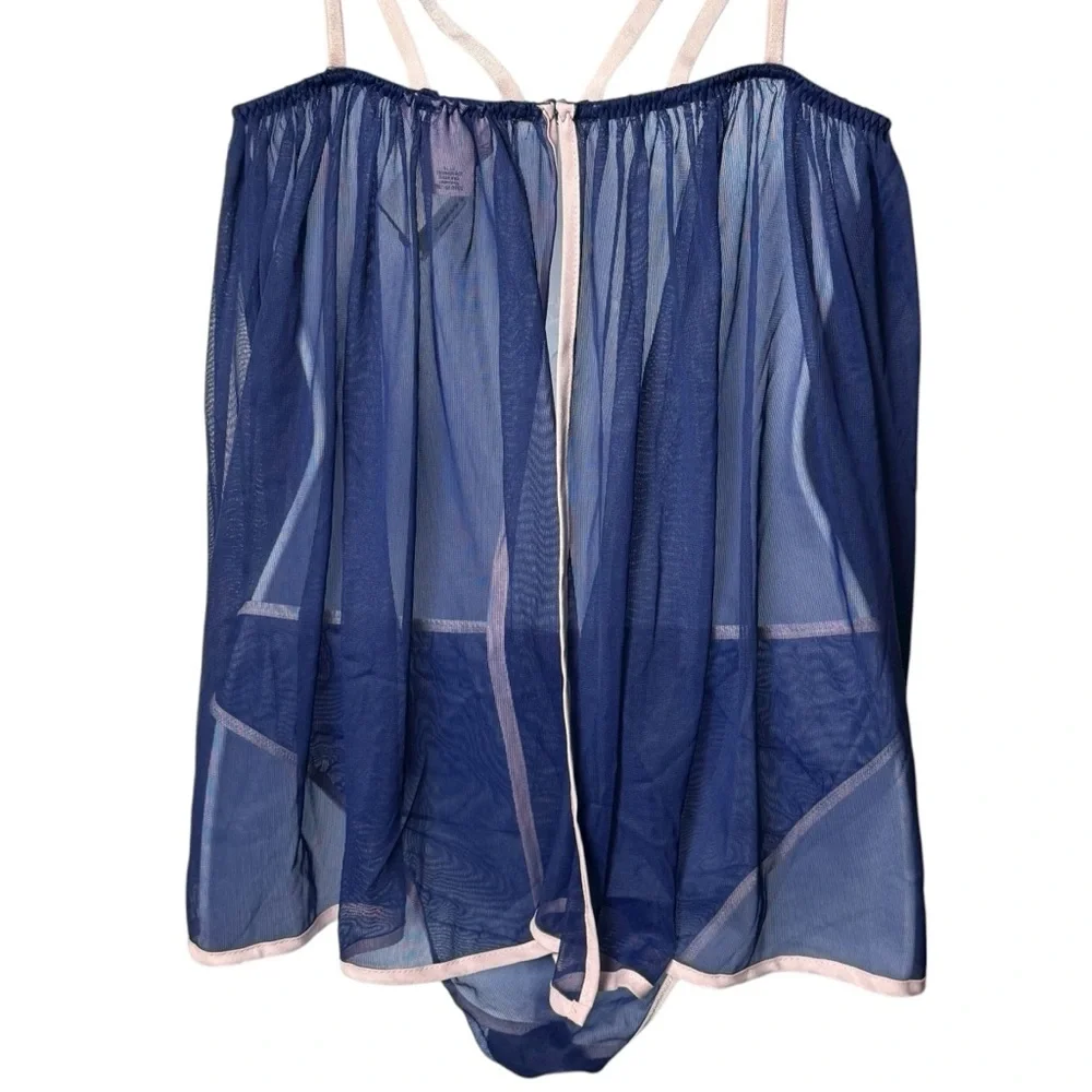 Victoria's Secret Navy and Pink Teddy Underwear Set Dainty Feminine Sexy L‎